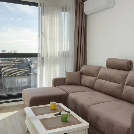 Apartament Modern Haven In Retreat With Chic Ambiance By Flat Mаnager