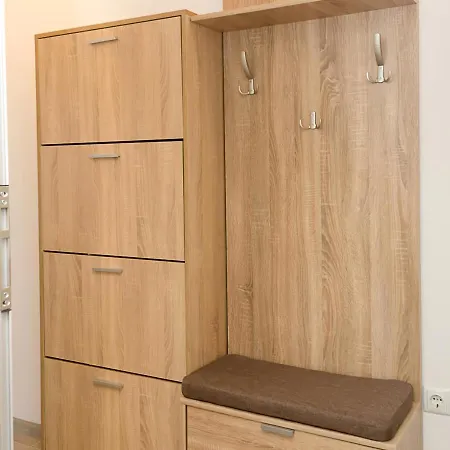 Modern Haven In Retreat With Chic Ambiance By Flat Mаnager Varna