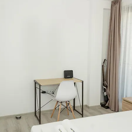 Modern Haven In Retreat With Chic Ambiance By Flat Mаnager *