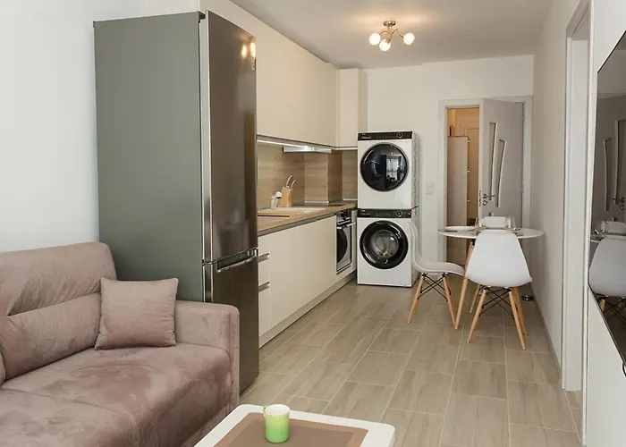 Modern Haven In Retreat With Chic Ambiance By Flat Mаnager * Varna