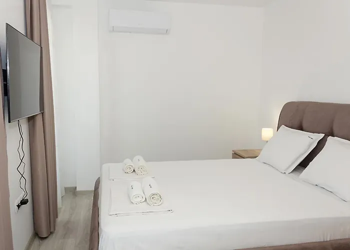 Modern Haven In Retreat With Chic Ambiance By Flat Mаnager *